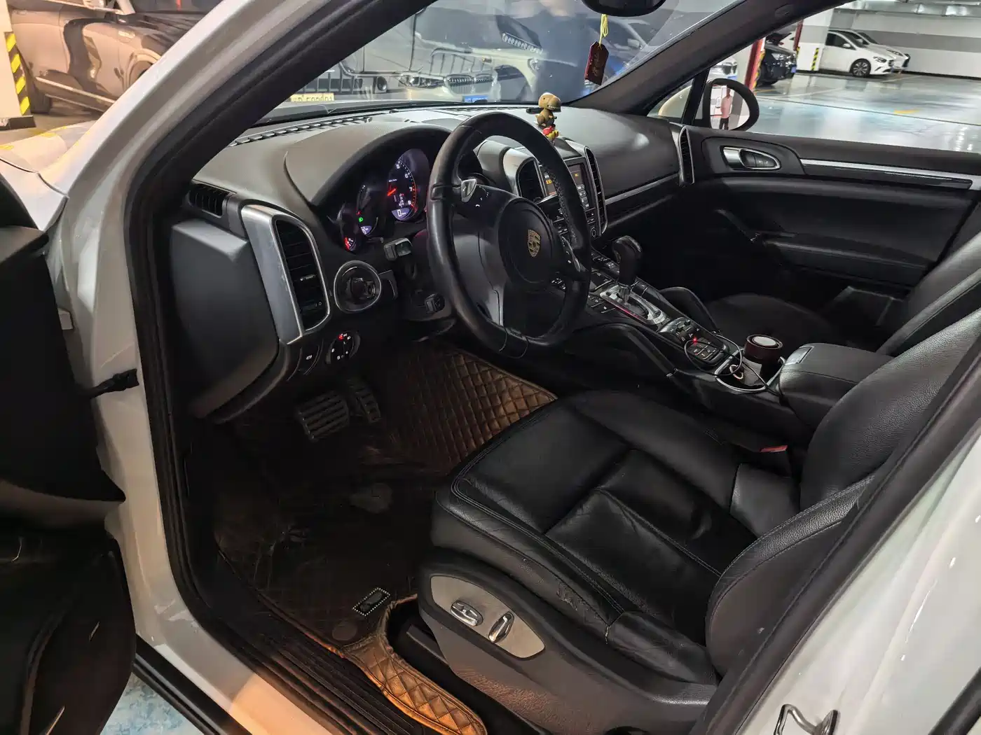 Porsche Cayenne 2011 Cayenne 3.0T фото 4
