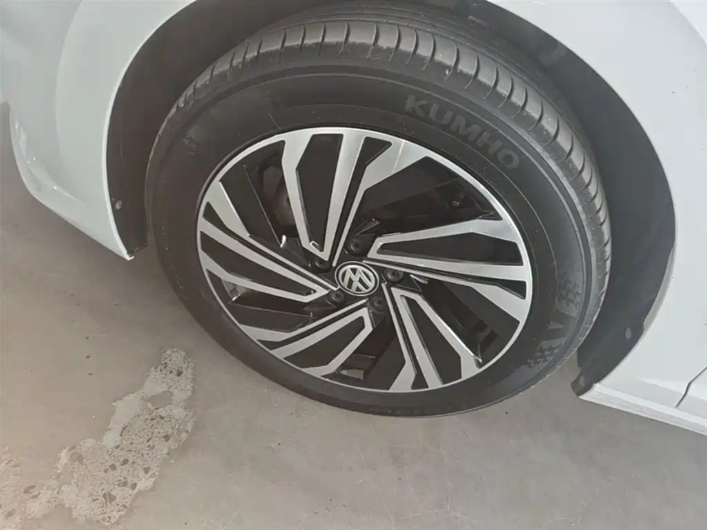 Volkswagen Sagitar 2022 280TSI DSG Surpassing Edition фото 23