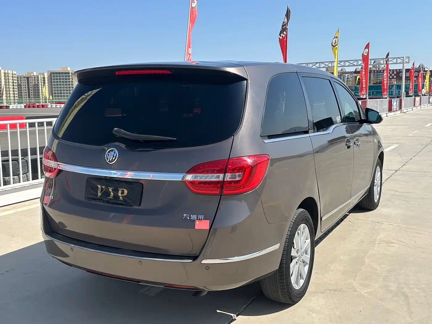 Buick GL8 2017 25S Luxury China V фото 4