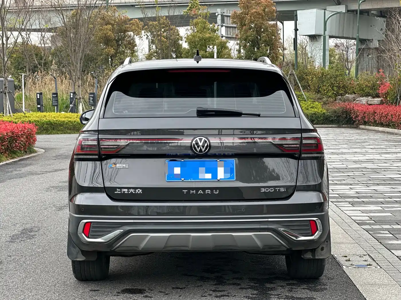 Volkswagen Tharu 2023 300TSI 2WD Full Moon Edition фото 5