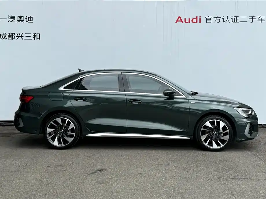 Audi A3 2024 Model A3L Limousine 35 TFSI Fashion Sport фото 3