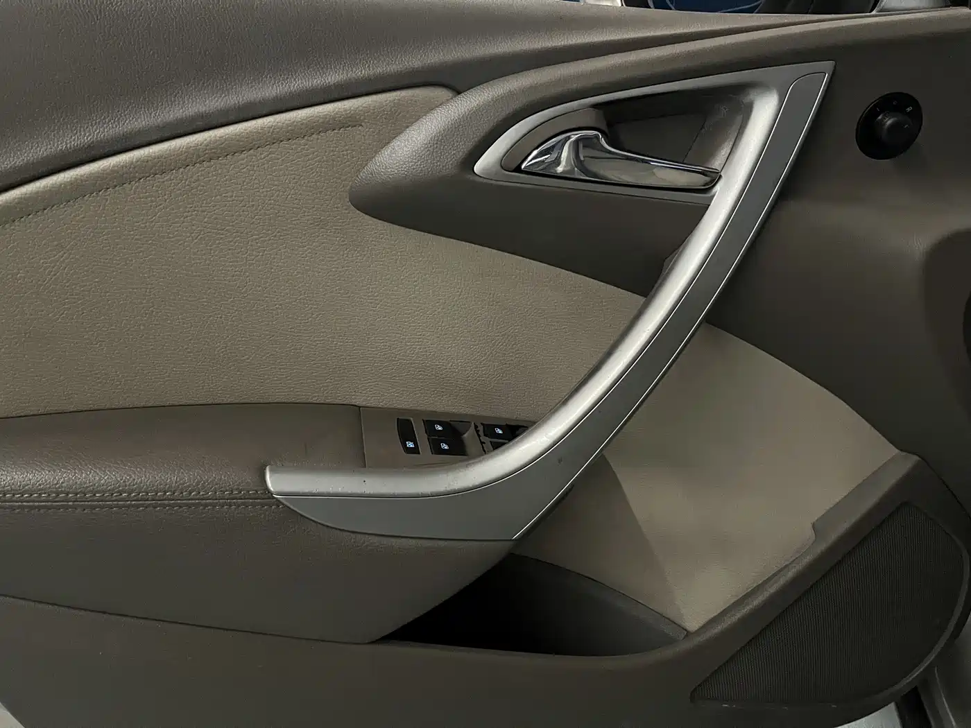 Buick Excelle 2011 2010 GT 1.6L Automatic Fashion Edition