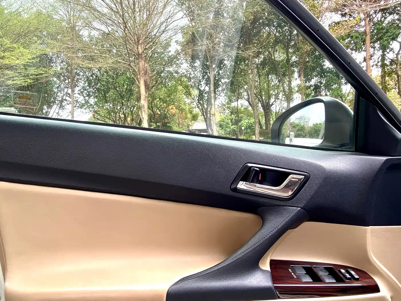 Toyota Reiz 2010 2.5S Elegance Elite Edition фото 8