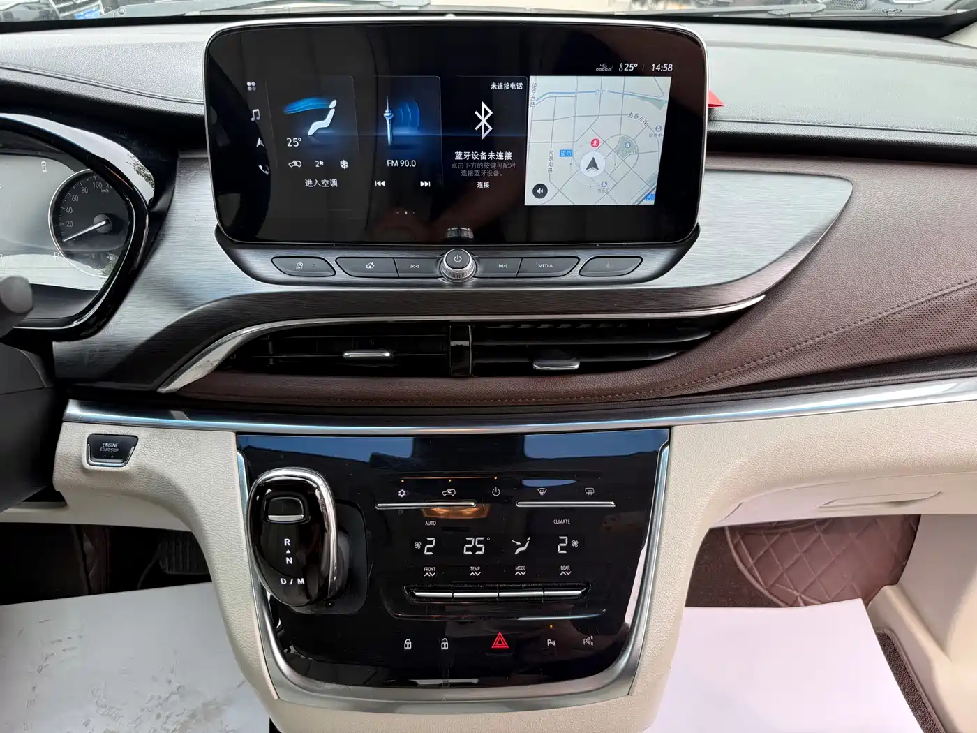 Buick GL8 2021 Land Business Class 652T Luxury фото 22