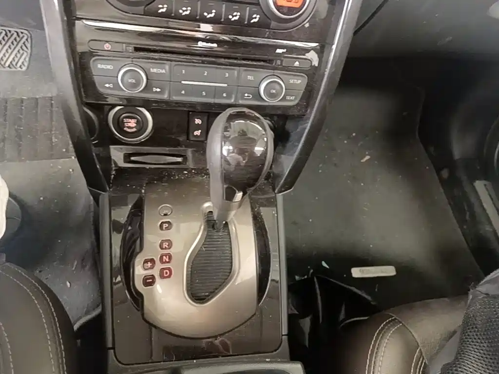 Renault Koleos (Import) 2015 2014 Facelift 2.5L 2WD Comfort Edition
