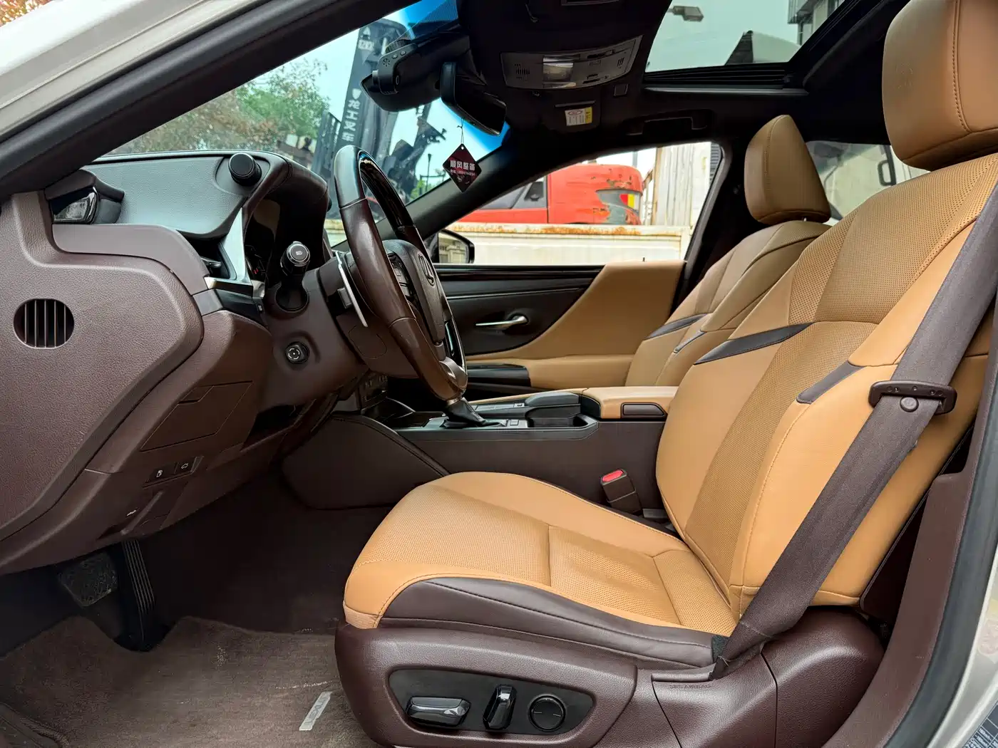 Lexus ES 2018 200 Luxury Edition China V фото 9