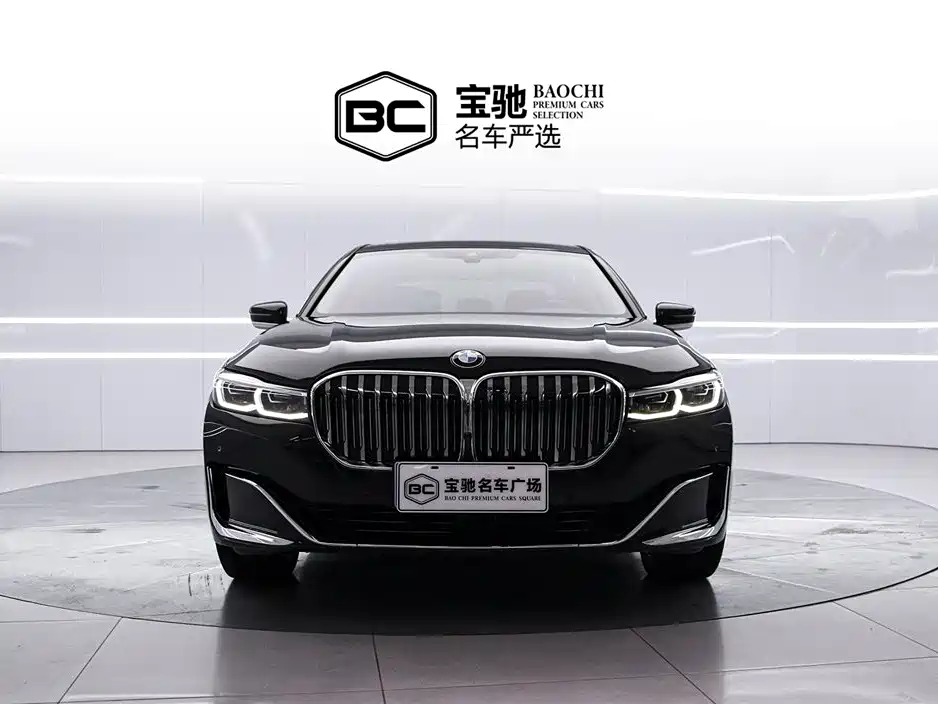 BMW 7 Series 2019 730Li Luxury Package фото 2