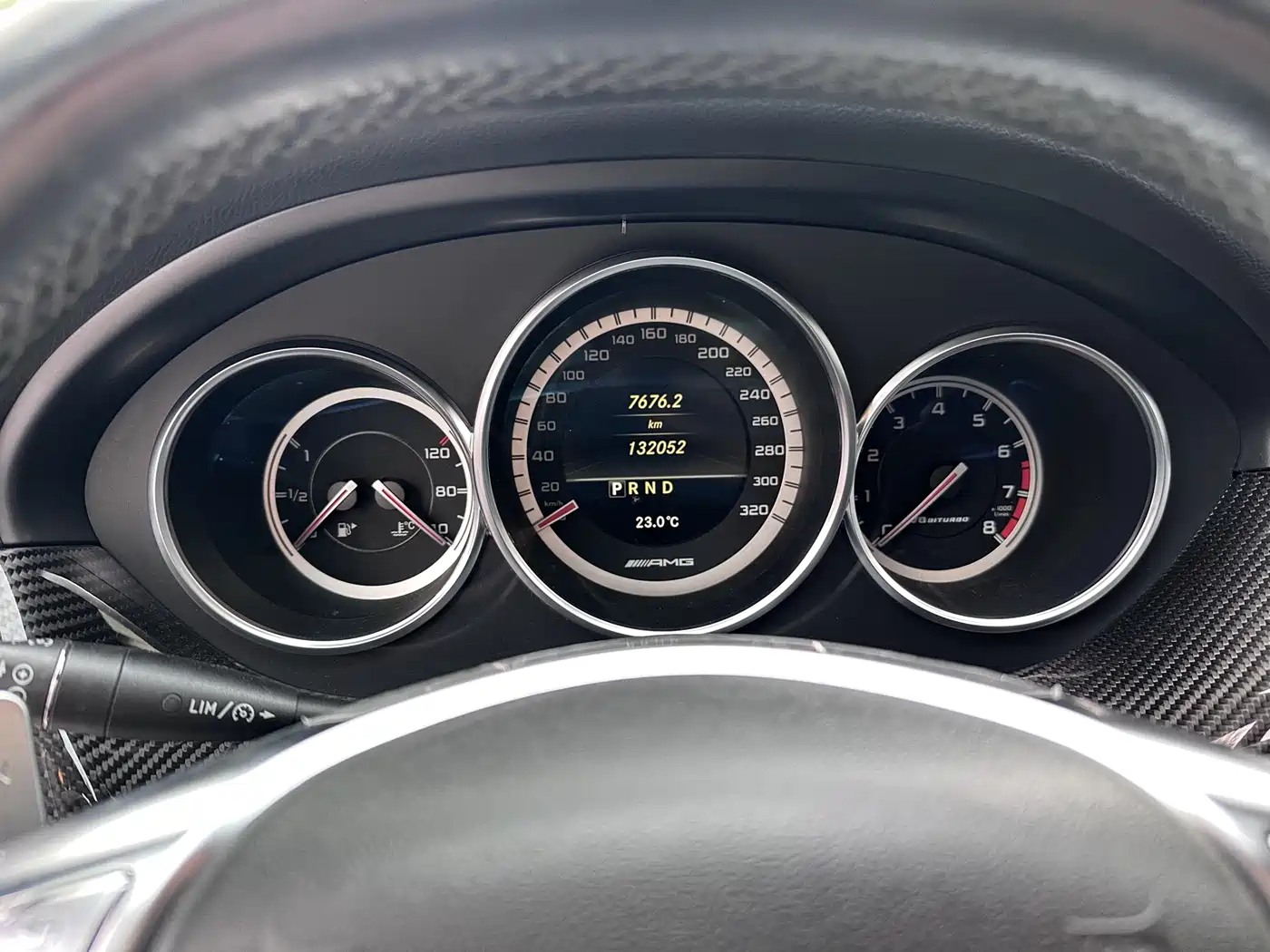 Mercedes-Benz CLS AMG 2012 AMG CLS 63 фото 8