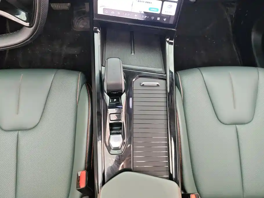 Geely Boyue 2025 2024 1.5TD Smart Connect+