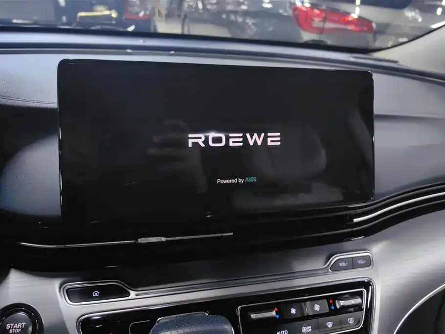 ROEWE IMAX8
