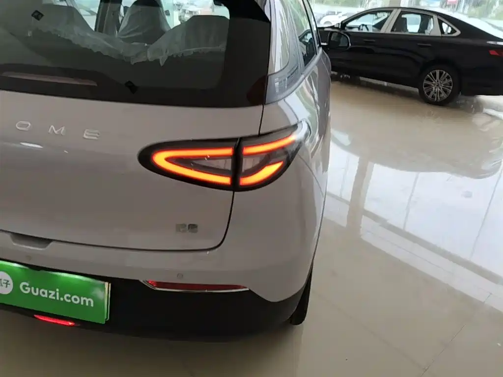 Geely Galaxy Starry Wish 2026 Edition 310km Youth Version фото 8