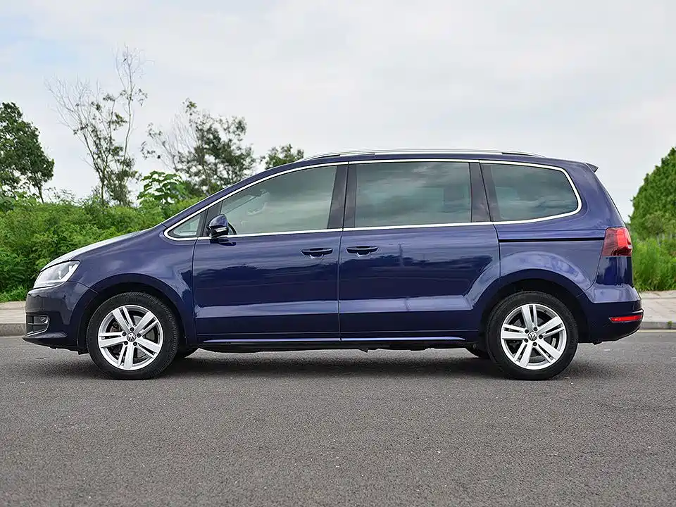 Volkswagen Sharan 2018 380TSI Comfort 7-Seater фото 8