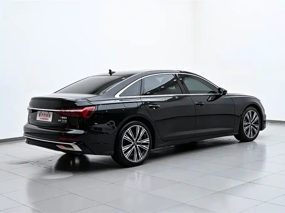 Audi A6L 2024 55 TFSI quattro Exclusive Dynamic фото 7