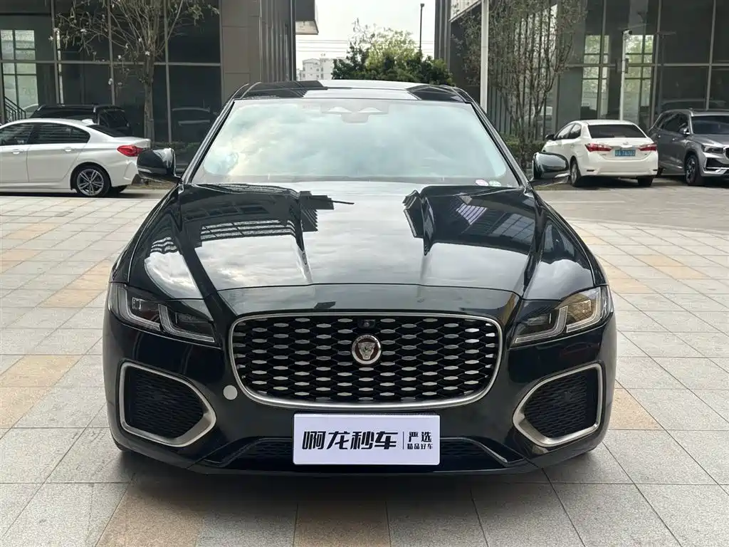 Jaguar XFL 2021 XFL 2.0T P250 2WD Premium Luxury Edition фото 4