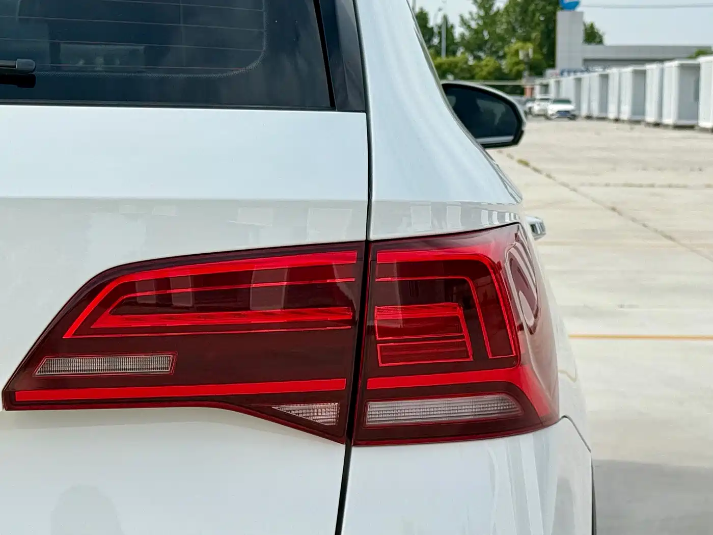 Volkswagen Tharu 2021 Model 280TSI 2WD Luxury Edition фото 11