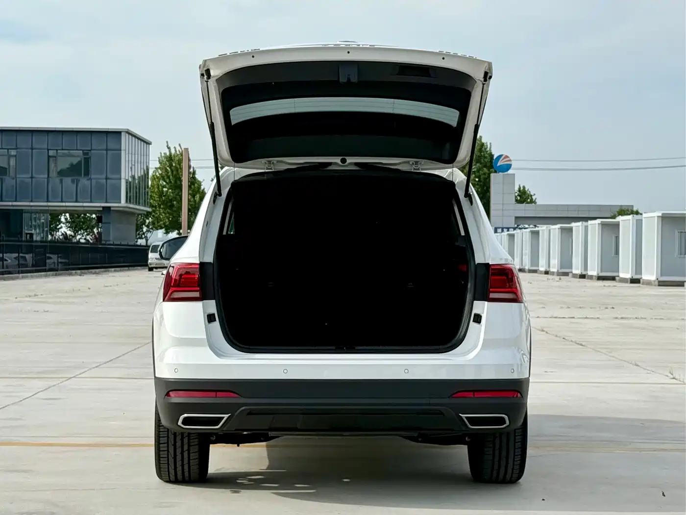 Volkswagen Tharu 2021 Model 280TSI 2WD Luxury Edition фото 9