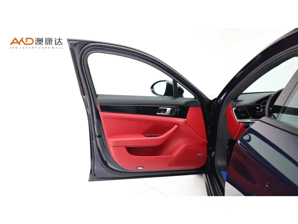 PORSCHE PANAMERA NEW ENERGY