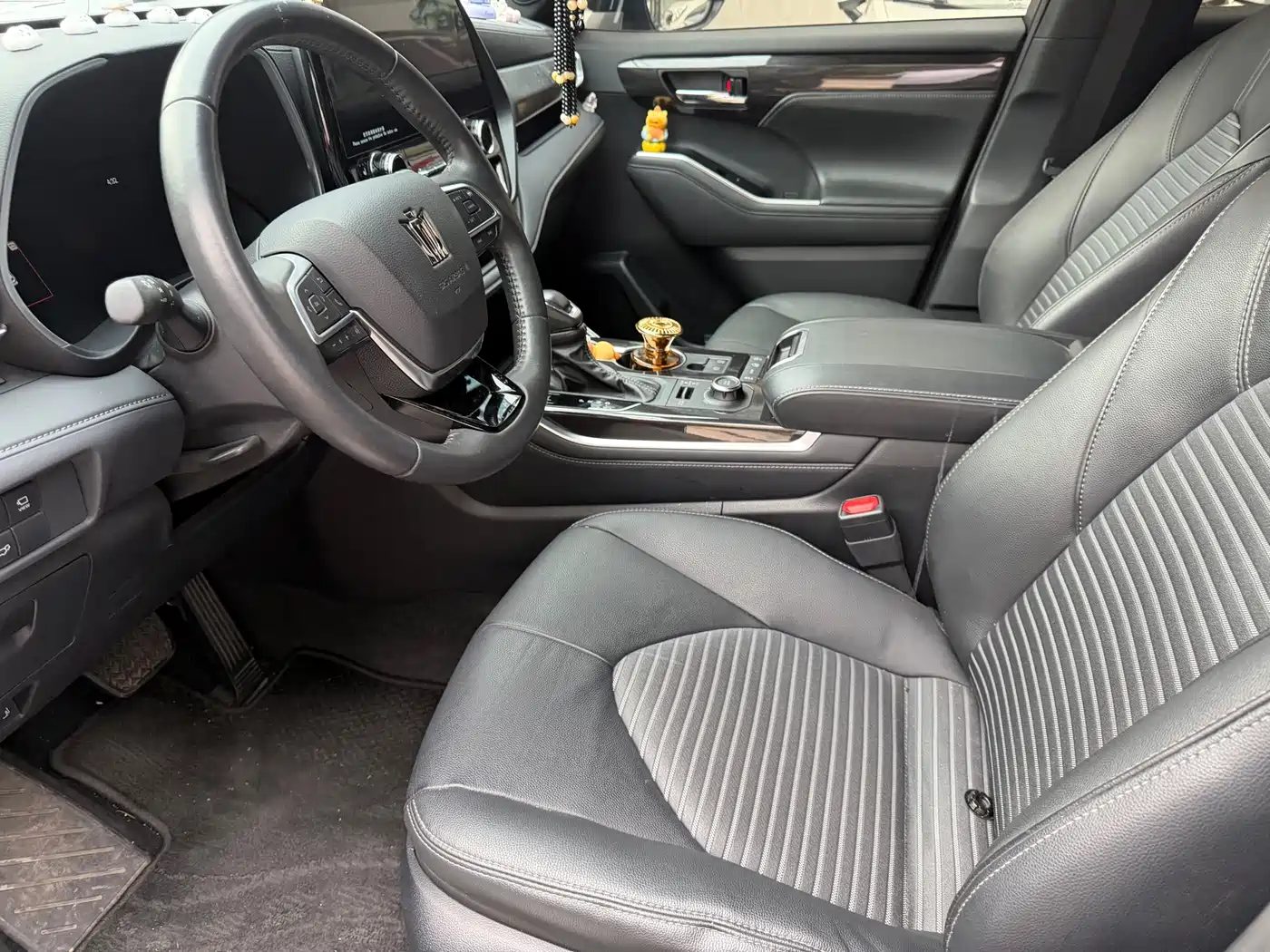 Toyota Crown Kluger 2024 2022 2.0T 4WD Sporty Edition