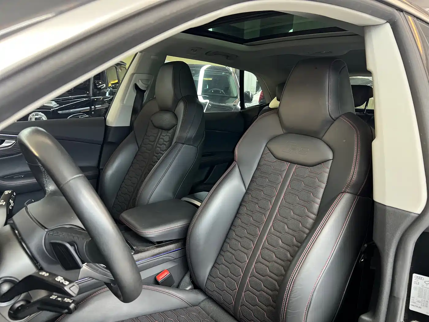 Audi Q8 2025 2023 55 TFSI Luxury Sport