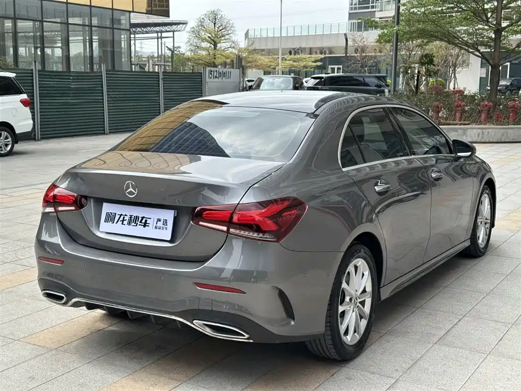 MERCEDES-BENZ A CLASS