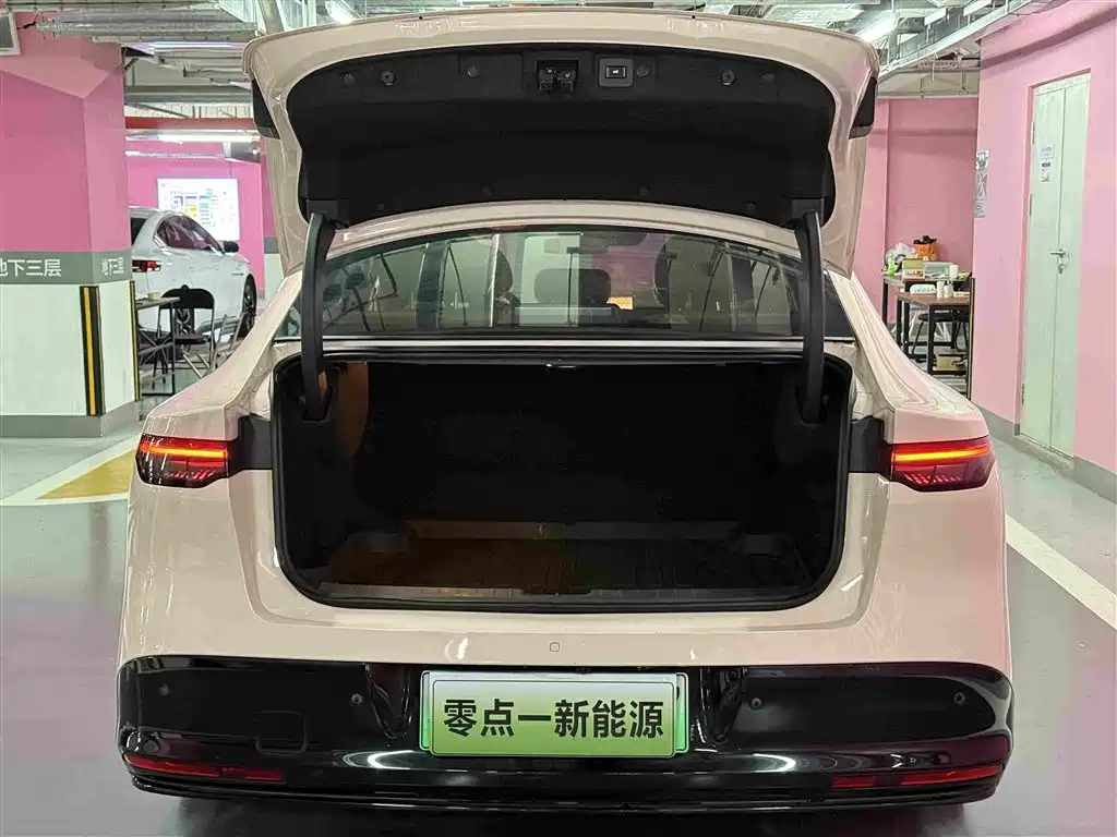 صورة 6 - Nissan N7