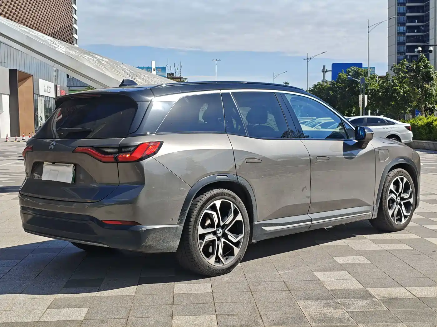NIO ES8 2018 2018 Founder Edition