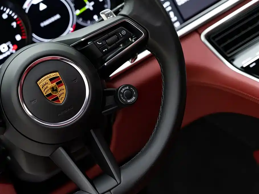 PORSCHE PANAMERA NEW ENERGY