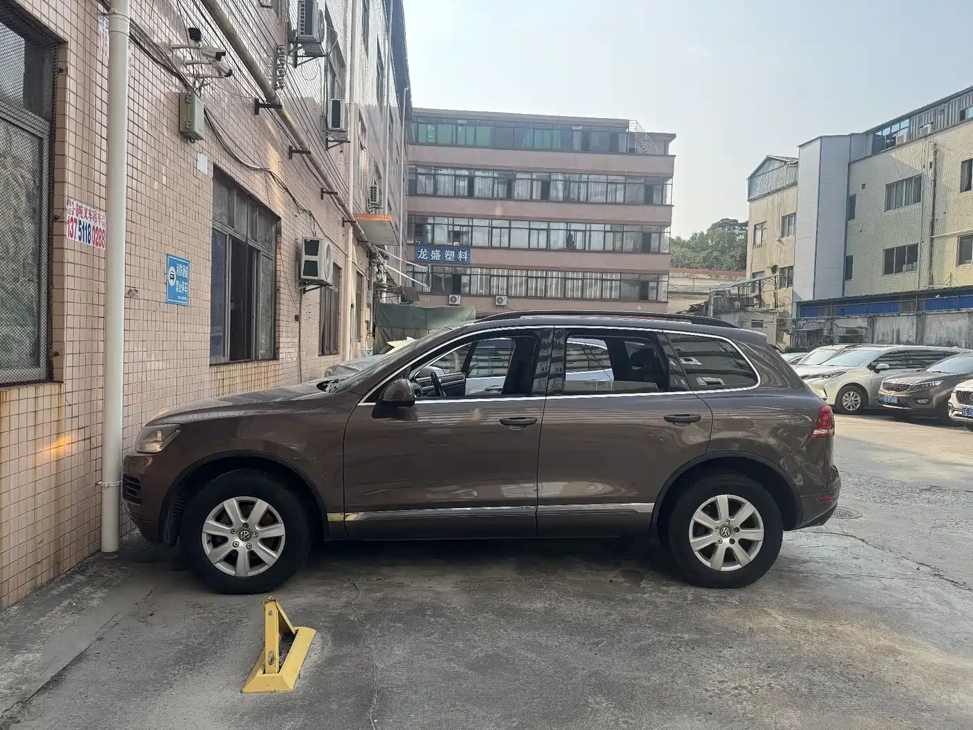 Volkswagen Touareg 2014 3.0TSI Black Explorer фото 2
