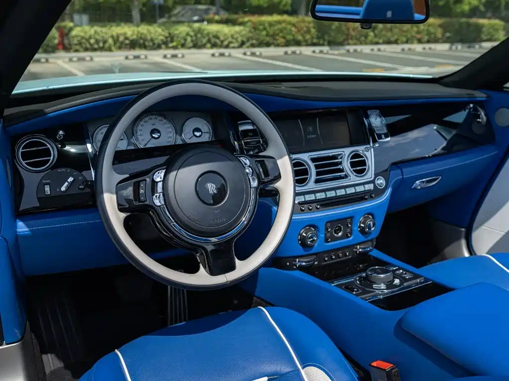 Rolls-Royce Dawn 2018 6.6T Standard фото 10