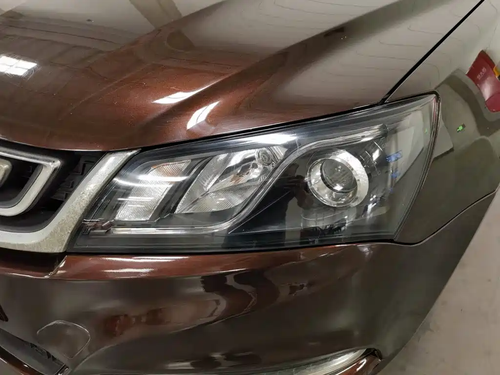 Фото 7 - Geely Emgrand