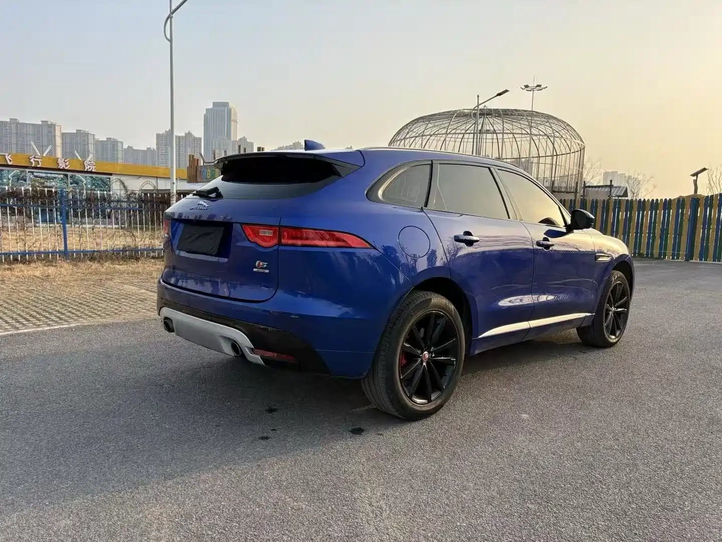 Фото 12 - Jaguar F-PACE