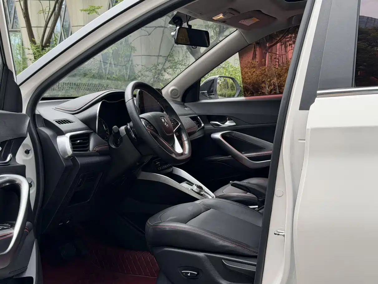 Photo 11 - Baojun 510