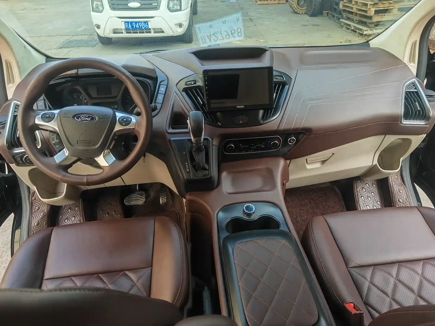 Ford Tourneo 2020 2020 2.0T Auto Jingrui Edition China VI