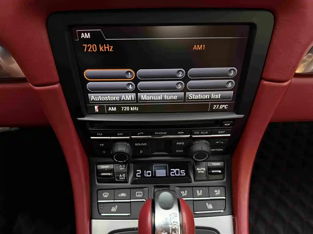 Photo 6 - Porsche Cayman