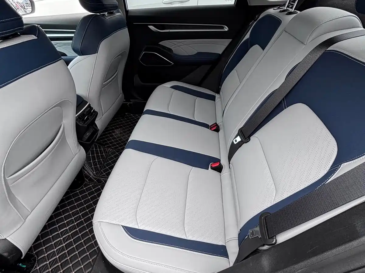 GEELY AUTOMOBILE EMGRAND