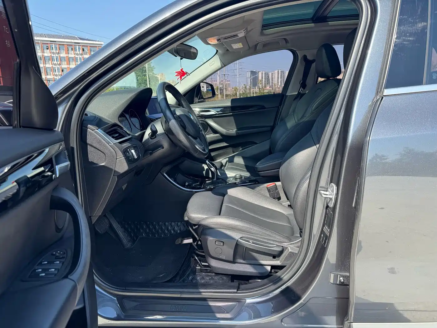 BMW X2 (Import) 2019 2019 sDrive20i M Off-Road Package China VI