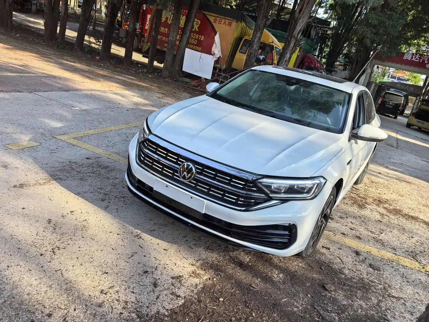 Volkswagen Sagitar 2024 300TSI DSG Surpass Edition