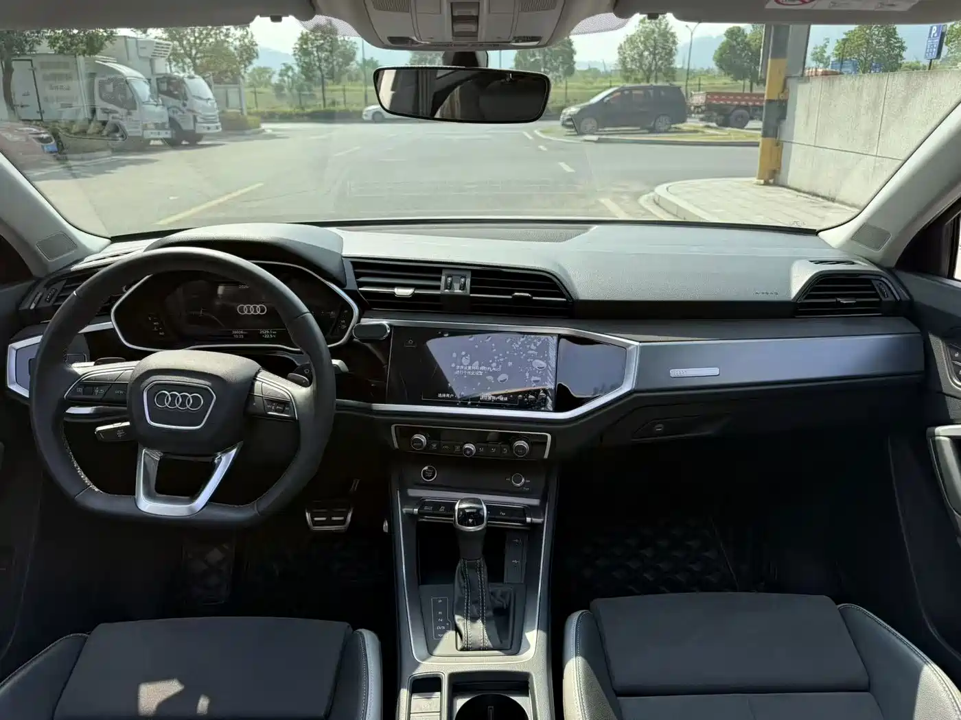 Audi Q3 2023 2023 Facelift 40 TFSI Fashion Dynamic