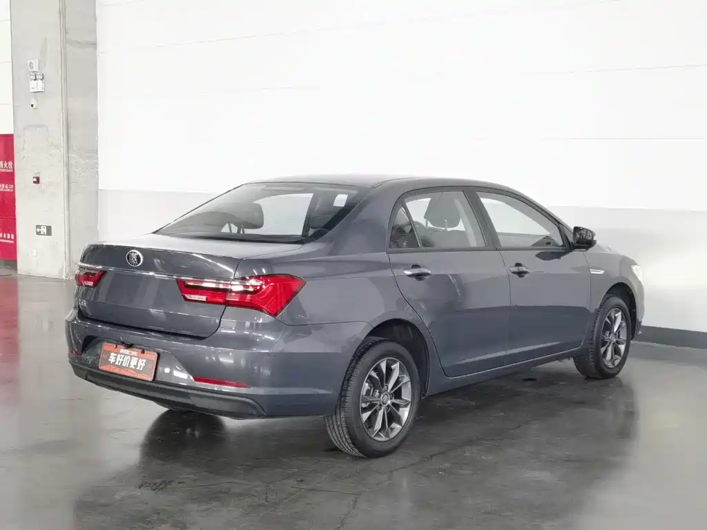 BYD Qin 2021 2019 1.5L Automatic Luxury Edition