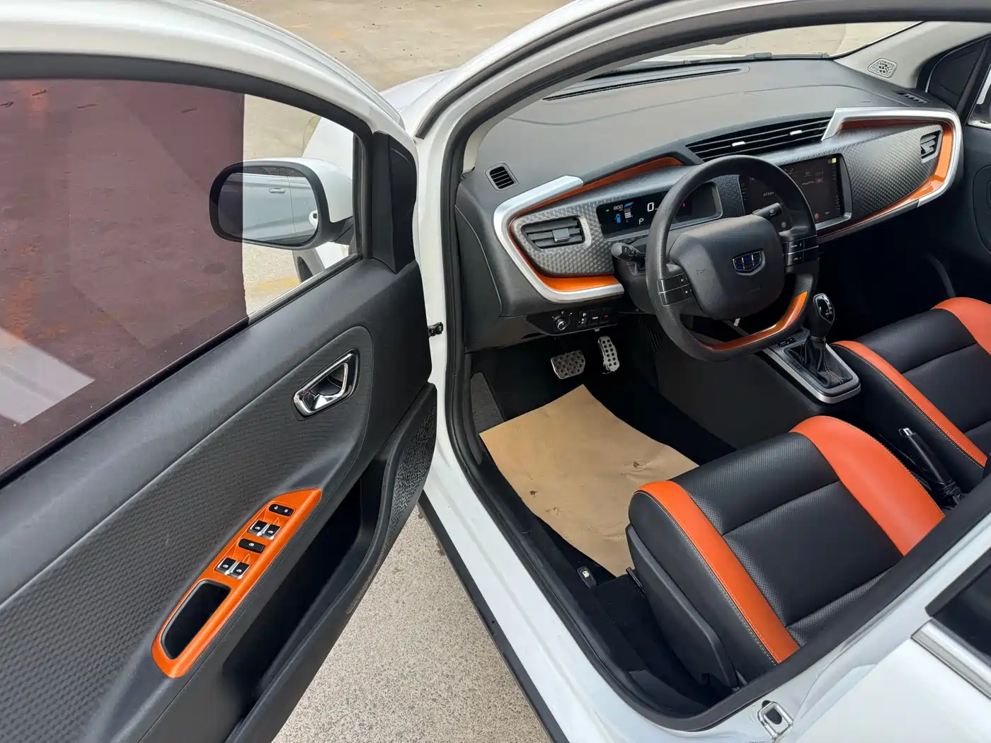 Geely Yuanjing X1 2018 2017 1.3L Auto Player Edition