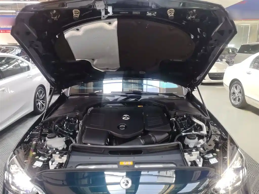 Mercedes-Benz C-Class 2024 C 260 L Sport фото 16