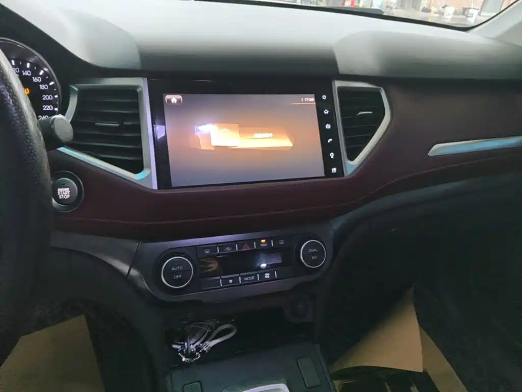 Haval H6 Coupe 2019 2019 1.5T Auto 2WD Luxury Smart Edition China VI