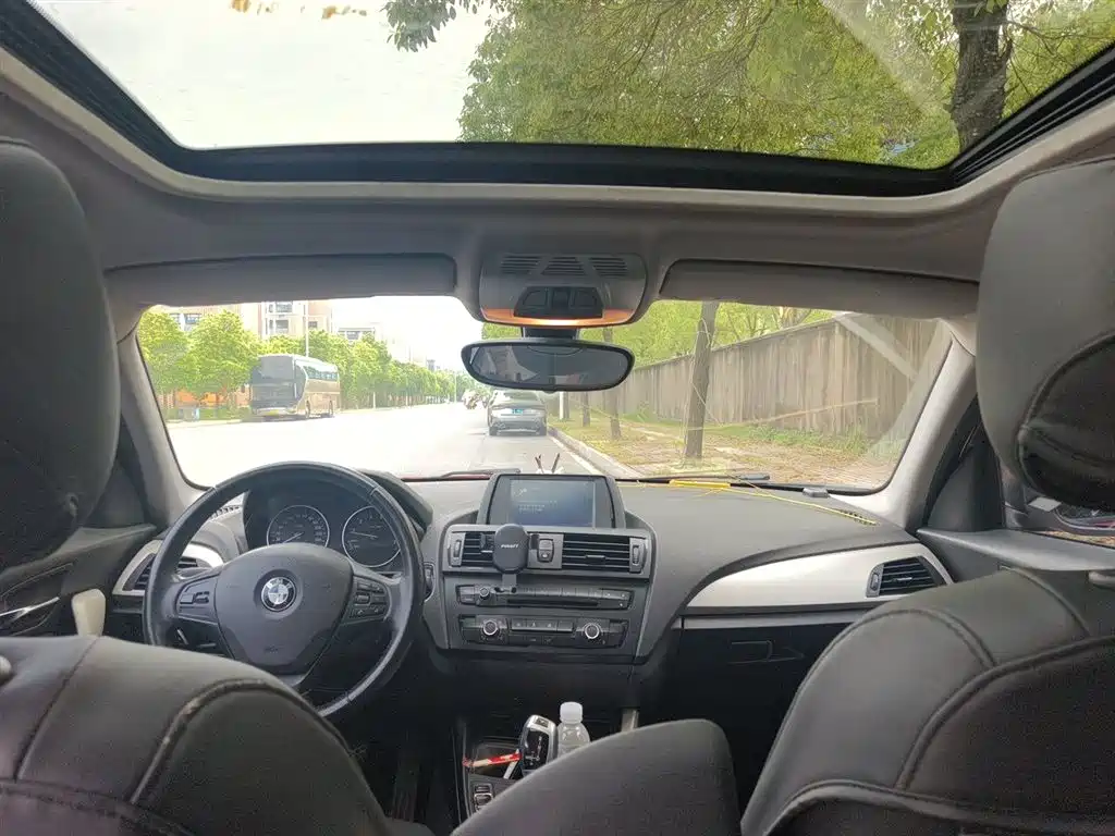 BMW 1 Series (Import) 2013 Facelift 116i Leading Model фото 9