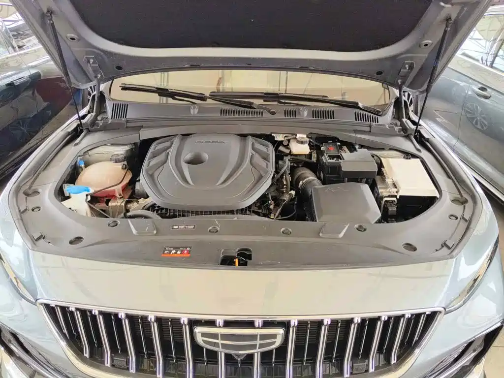 Фото 3 - Geely Preface