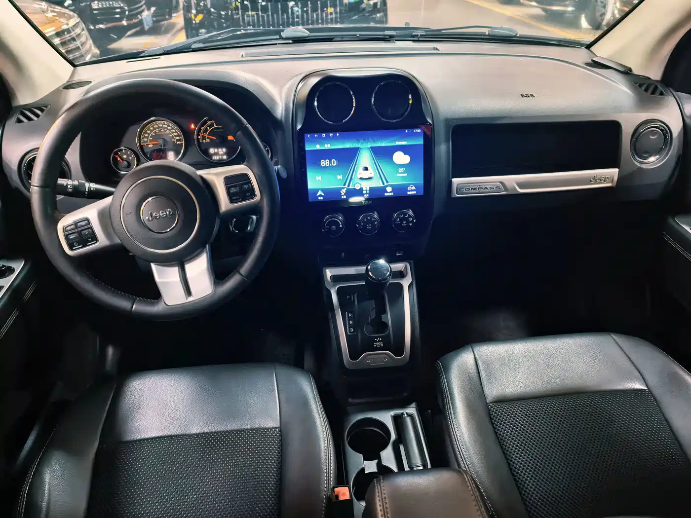 Jeep Compass (Import) 2014 2014 Facelift 2.4L 4WD Comfort Edition