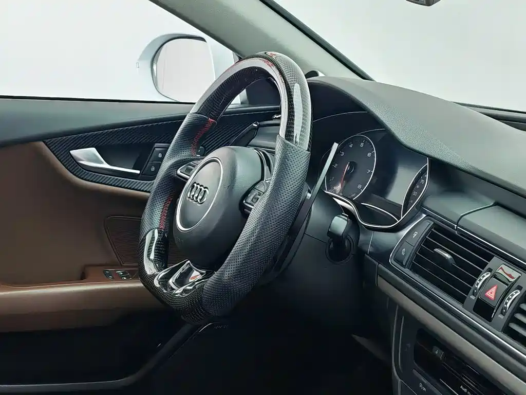 Фото 22 - Audi A7