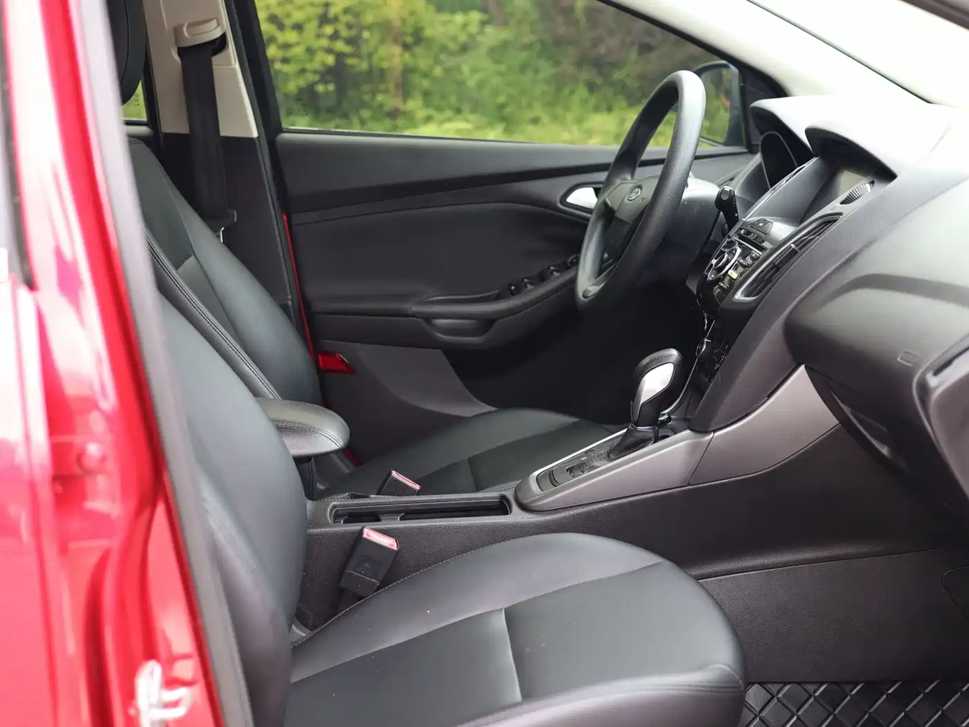 Ford Focus 2018 2018 Hatchback Classic 1.6L Automatic Comfort Smart Edition