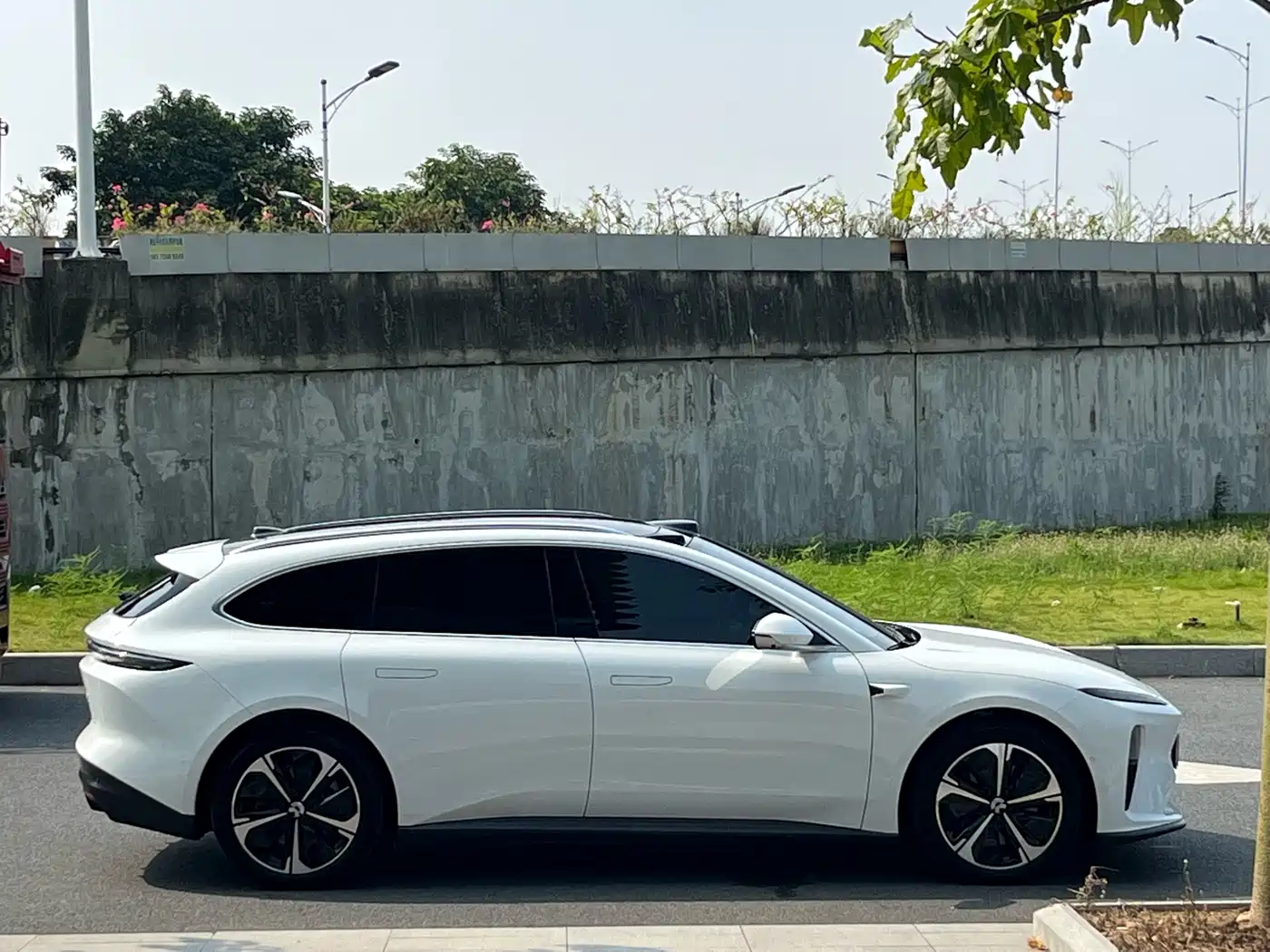 NIO ET5T 2025 2024 75kWh Touring