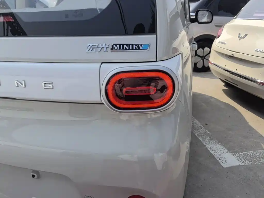 Wuling Motors Hongguang MINIEV 2026 2024 3rd Generation 215km Youth Edition