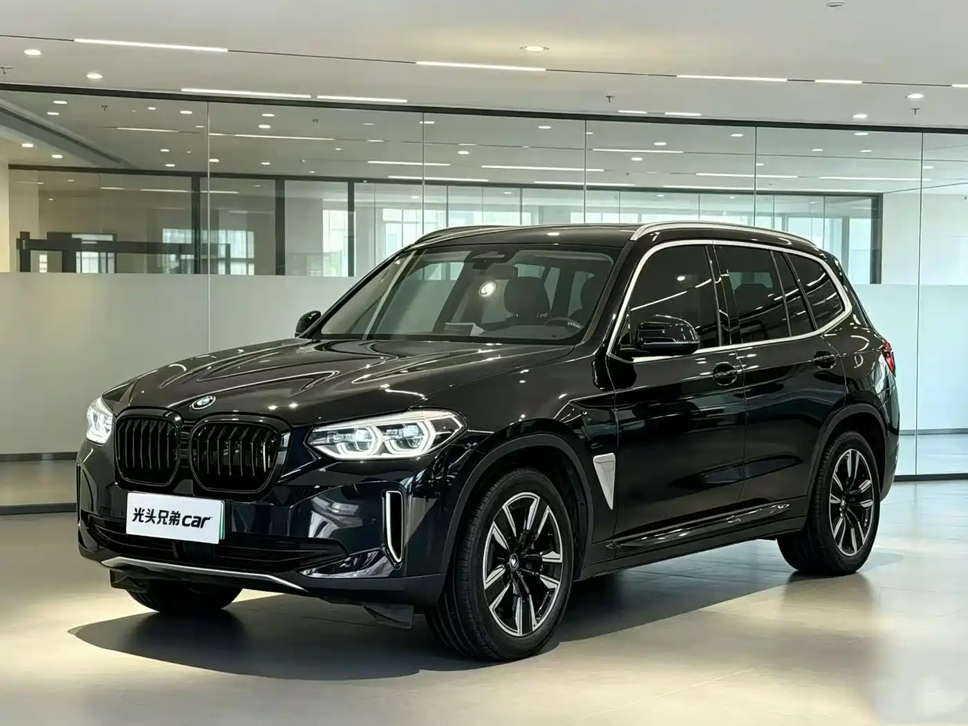 BMW iX3 2021
